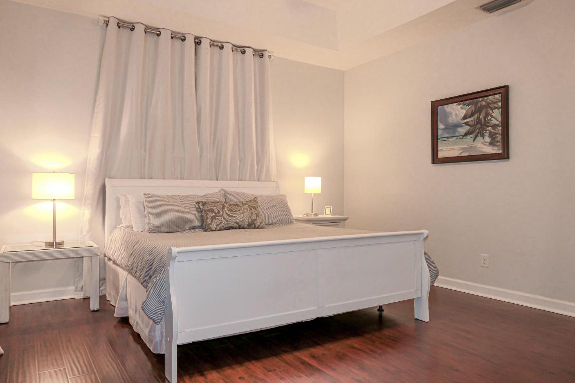 2119 SW Danforth Circle