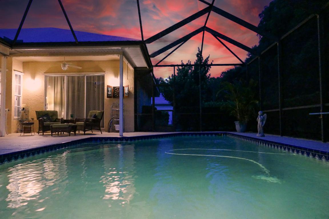 2119 SW Danforth Circle