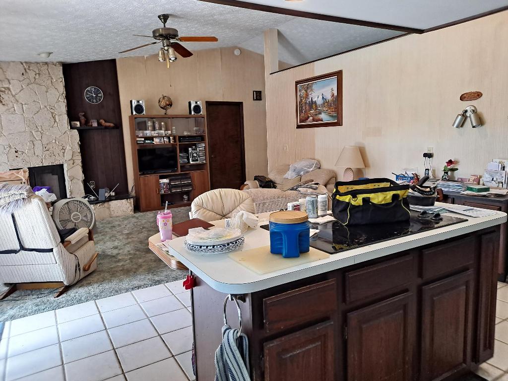 1489 SW Pine Tree Lane