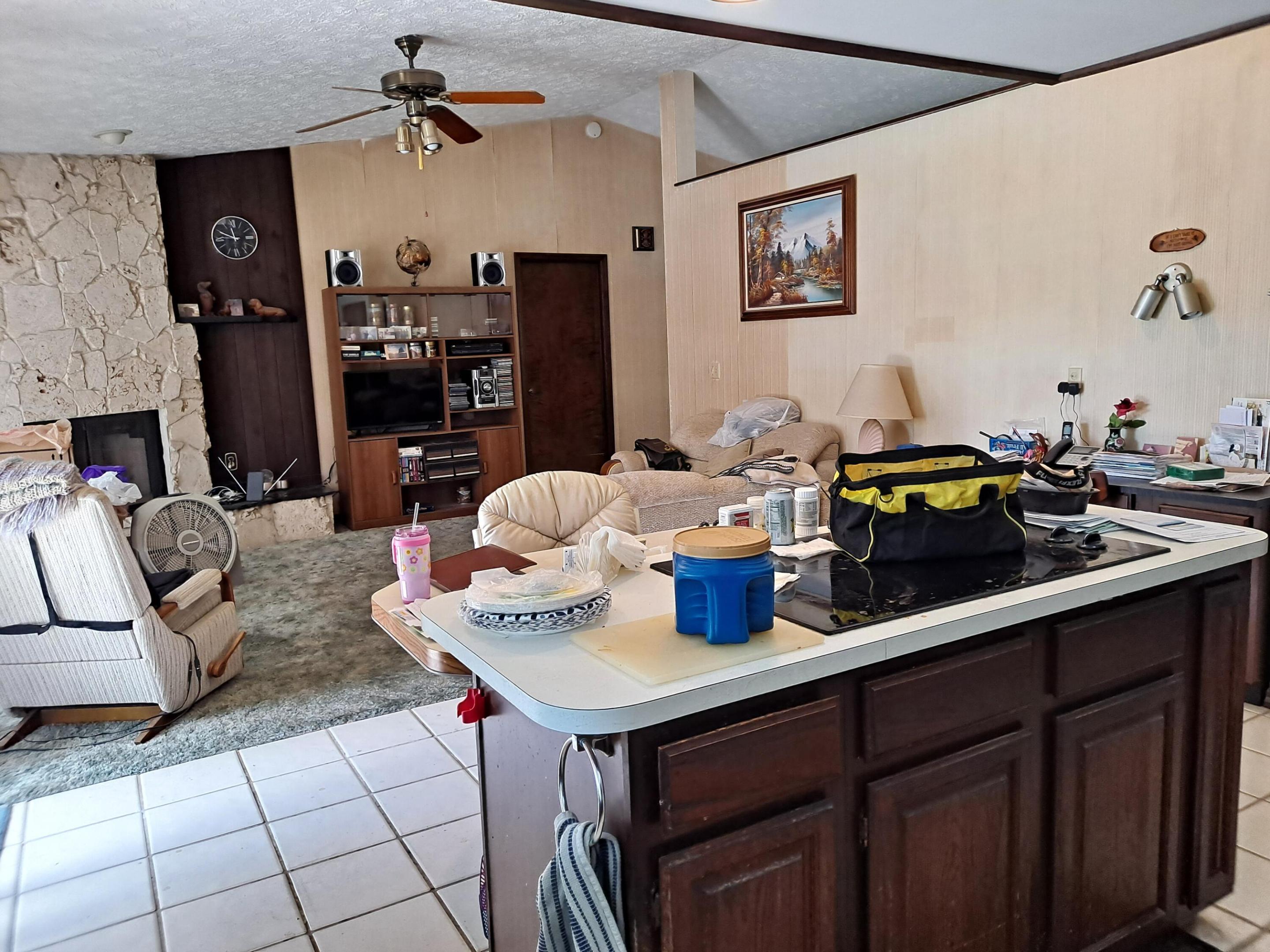 1489 SW Pine Tree Lane
