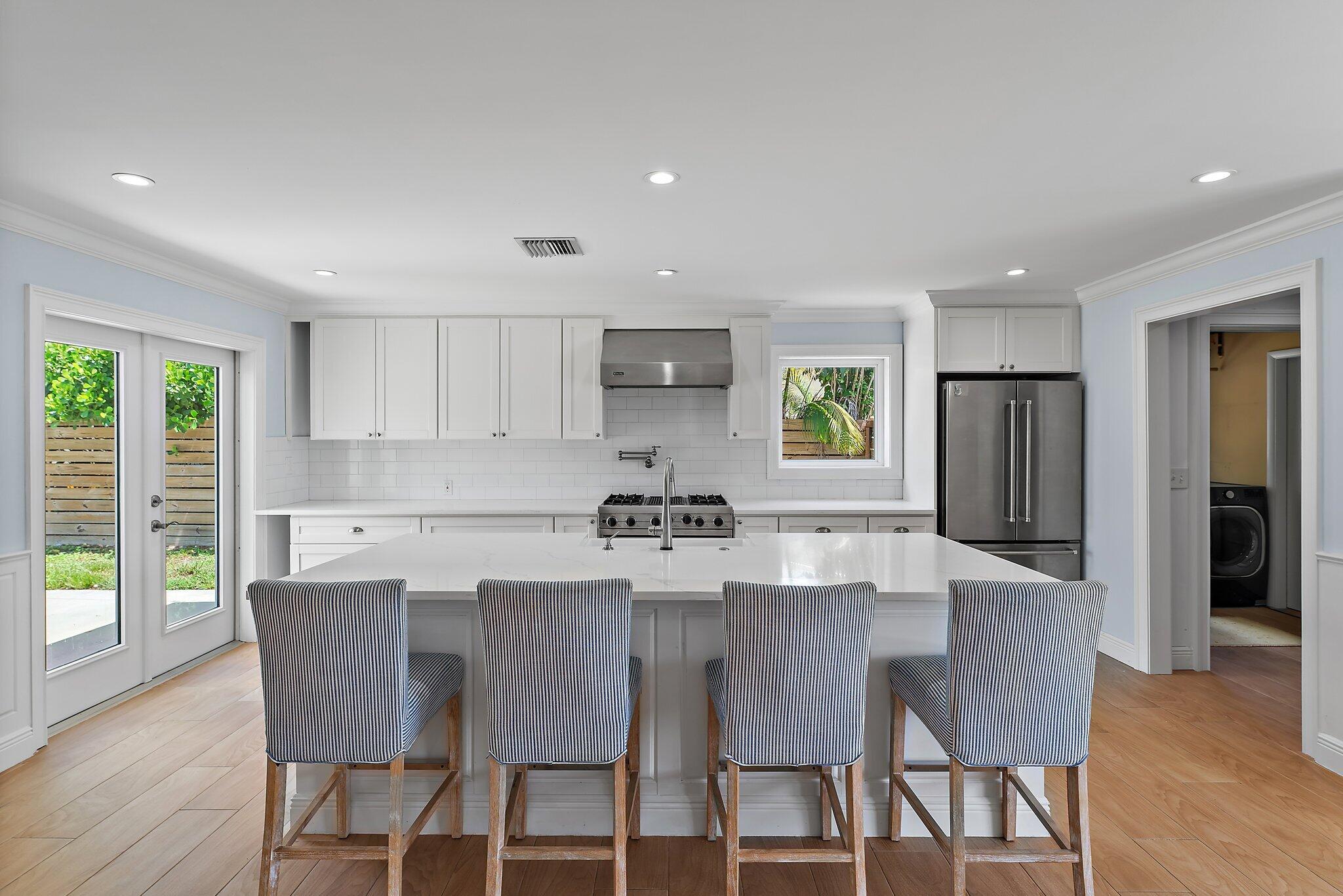 206 Circle E