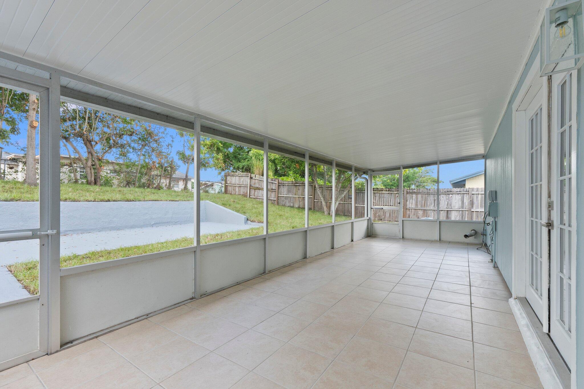 1720 NE 23rd Terrace