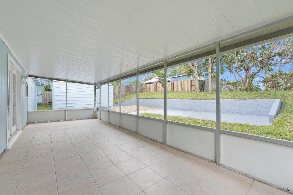 1720 NE 23rd Terrace