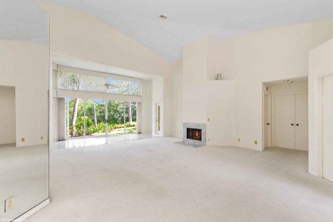 1512 NW Sweet Bay Circle