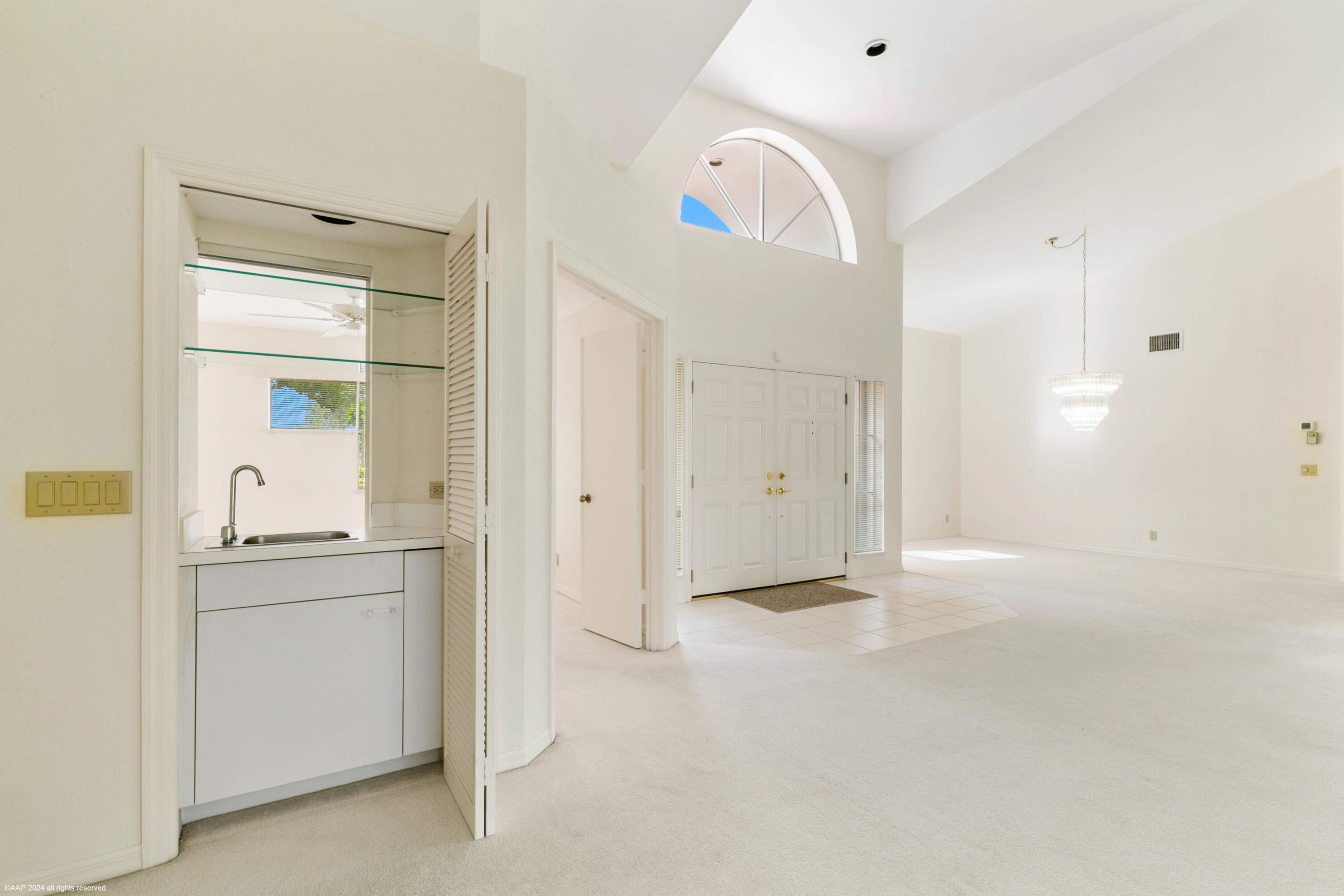 1512 NW Sweet Bay Circle