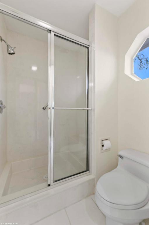 1512 NW Sweet Bay Circle