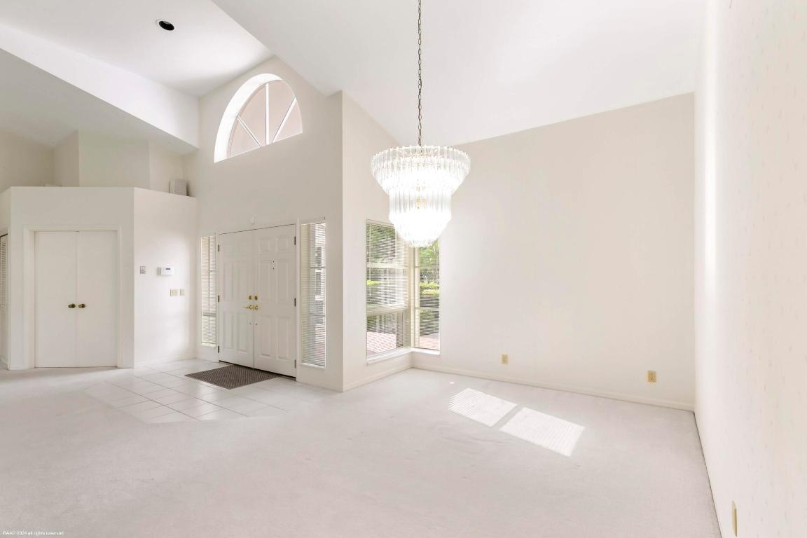 1512 NW Sweet Bay Circle