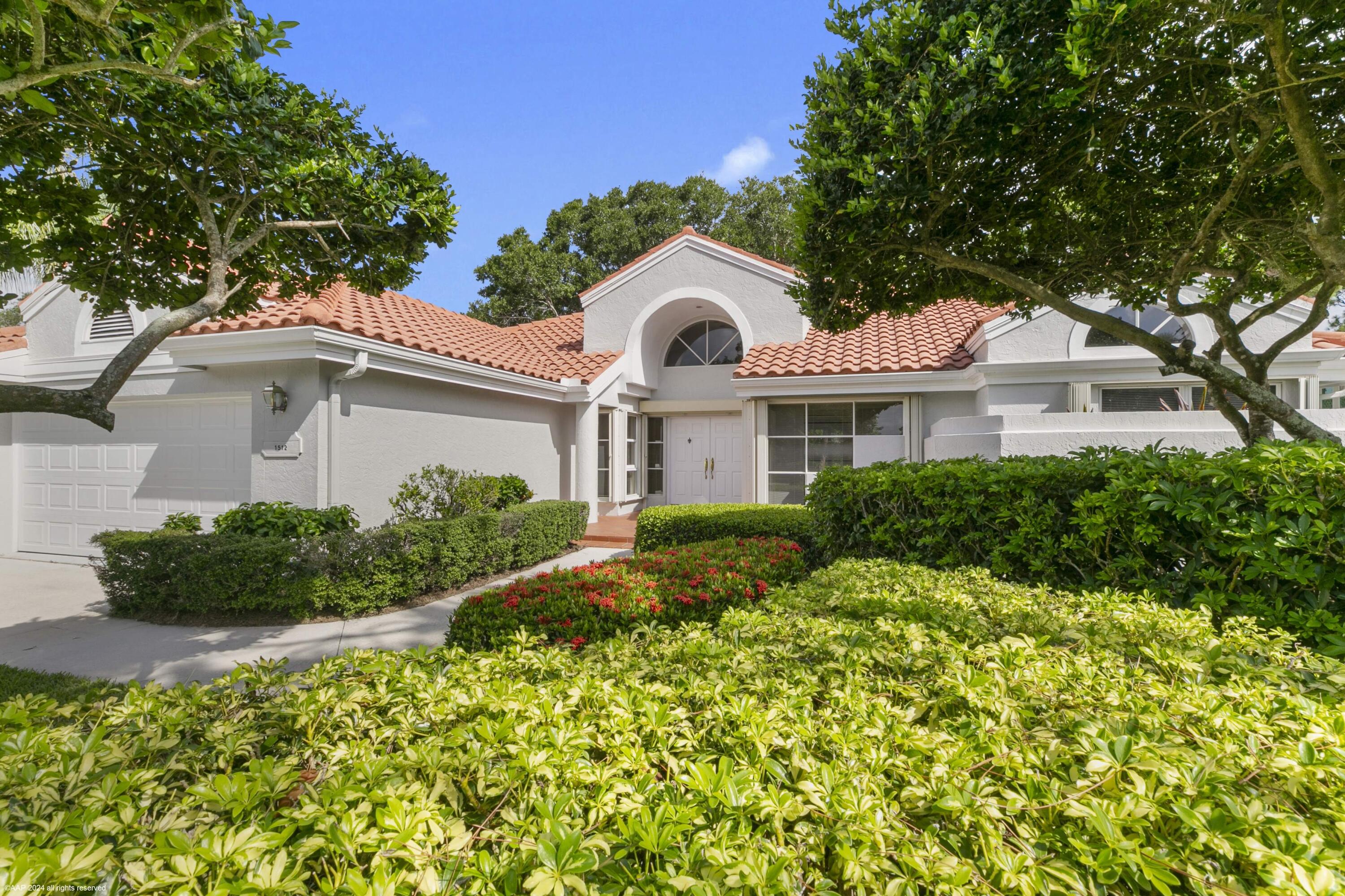 1512 NW Sweet Bay Circle
