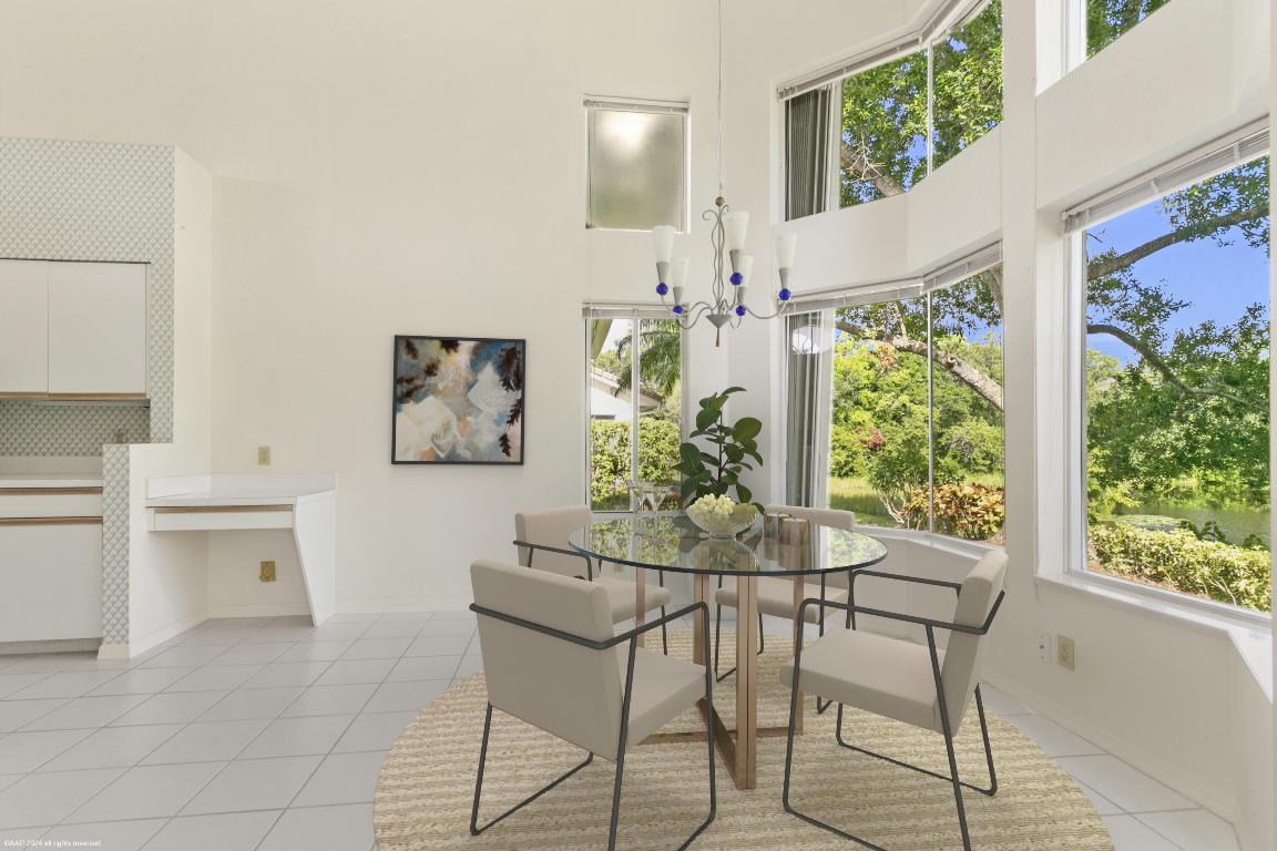 1512 NW Sweet Bay Circle