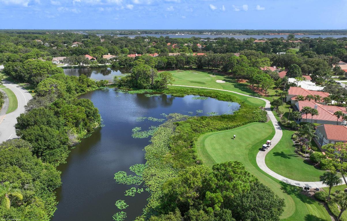 1512 NW Sweet Bay Circle