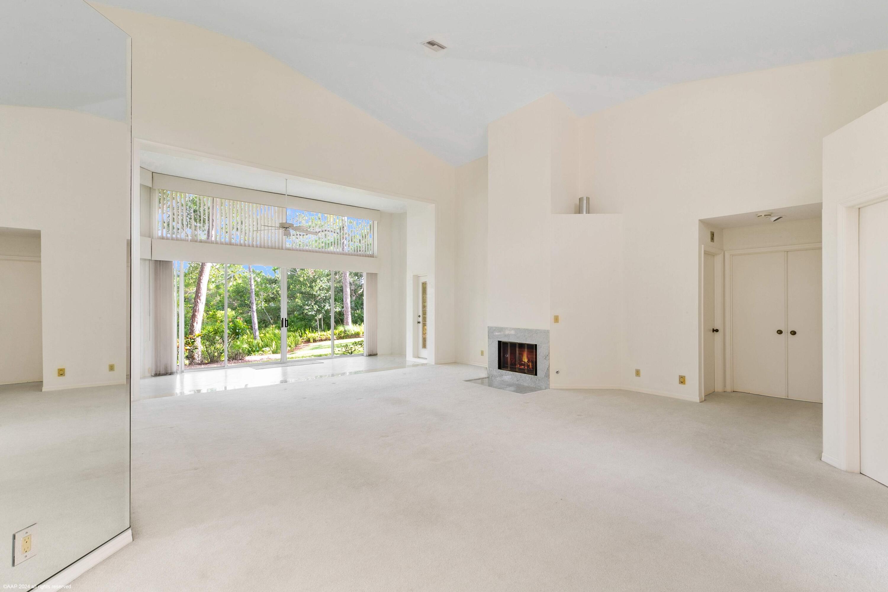 1512 NW Sweet Bay Circle