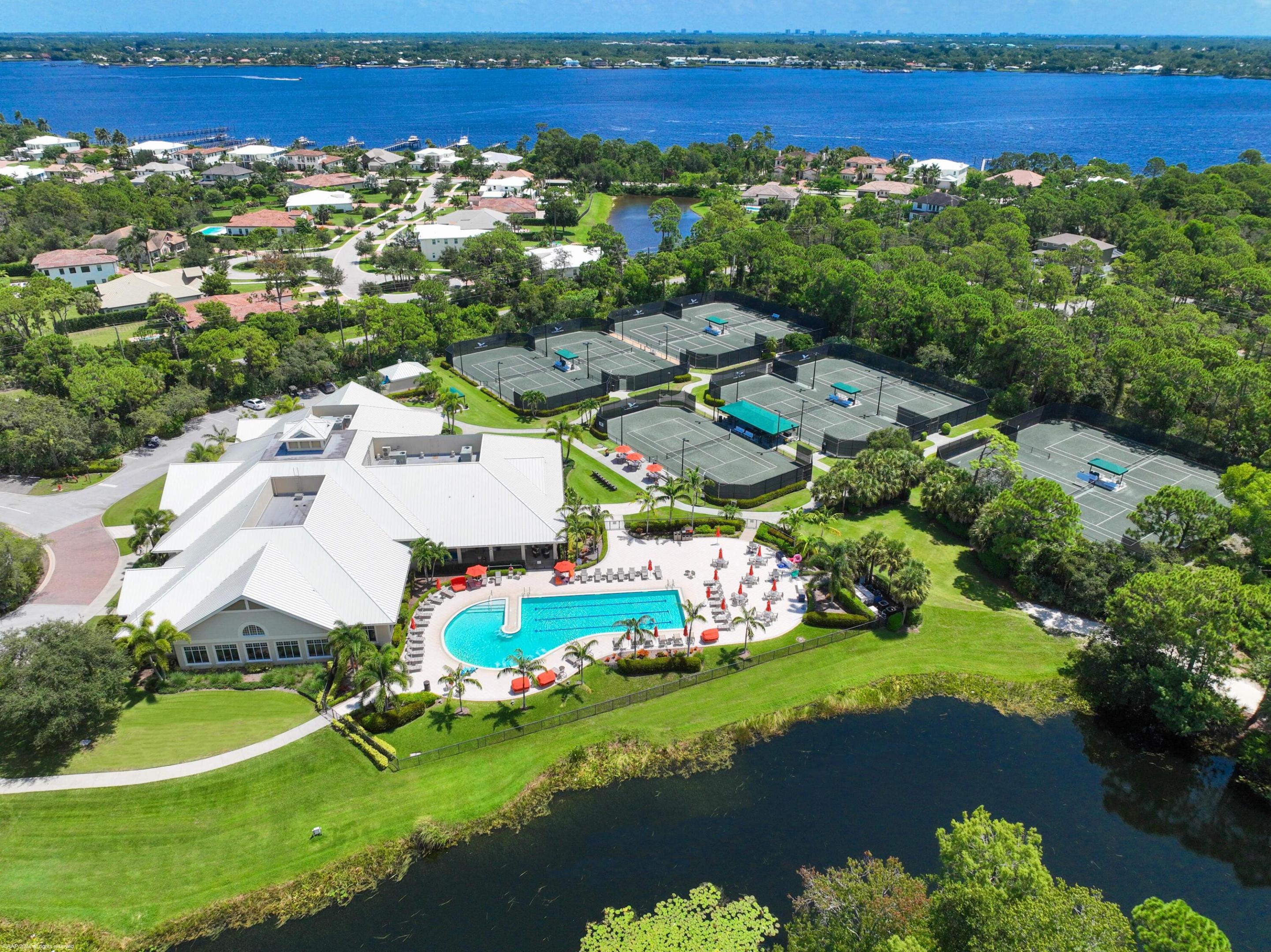 1512 NW Sweet Bay Circle