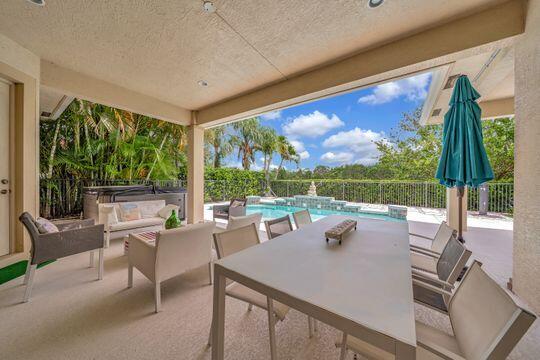 2176 NW Diamond Creek Way