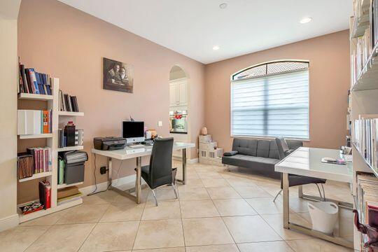 2176 NW Diamond Creek Way