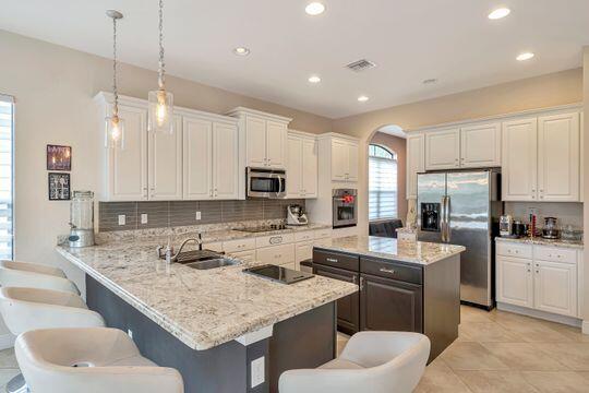 2176 NW Diamond Creek Way
