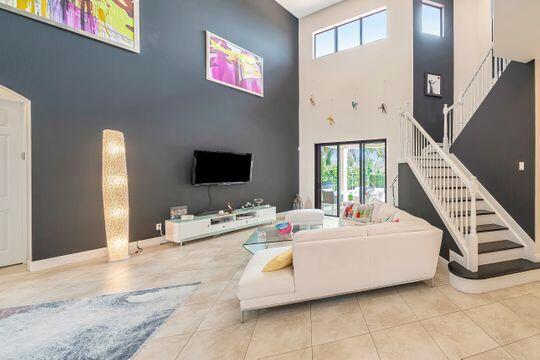 2176 NW Diamond Creek Way