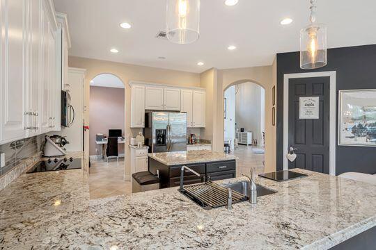 2176 NW Diamond Creek Way