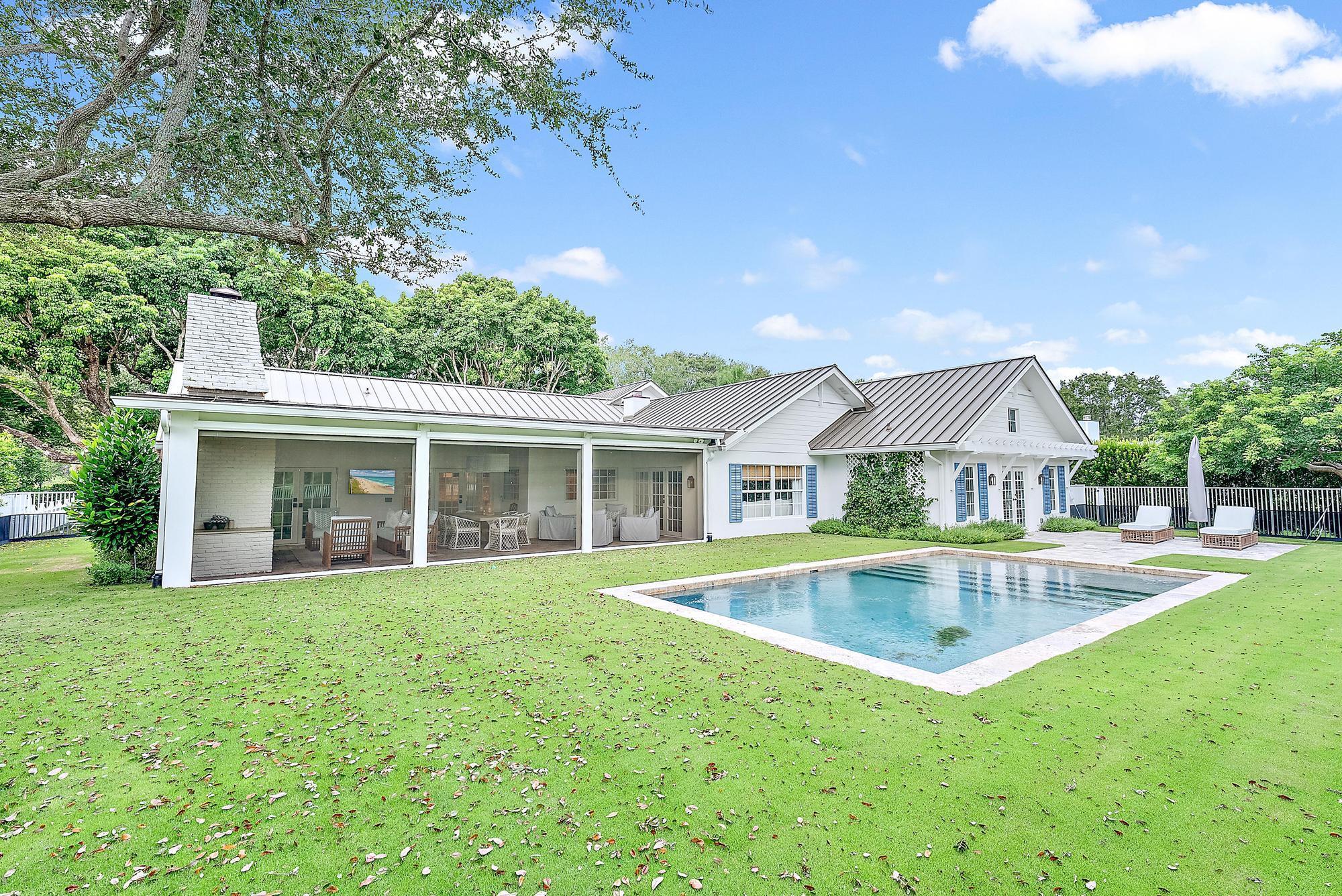 168 SE Turtle Creek Drive