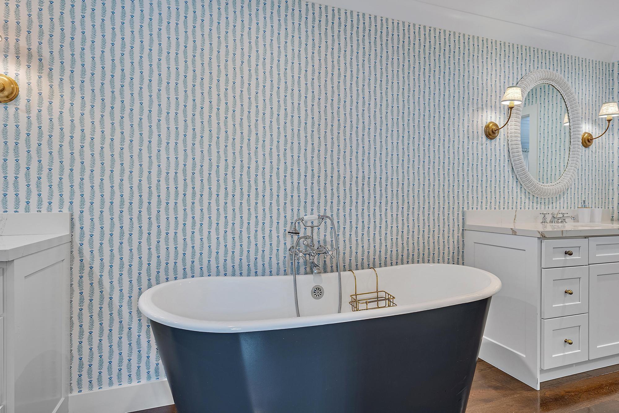 168 SE Turtle Creek Drive