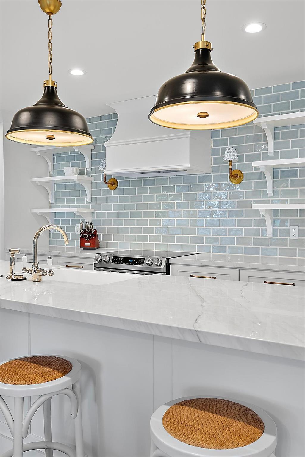 168 SE Turtle Creek Drive