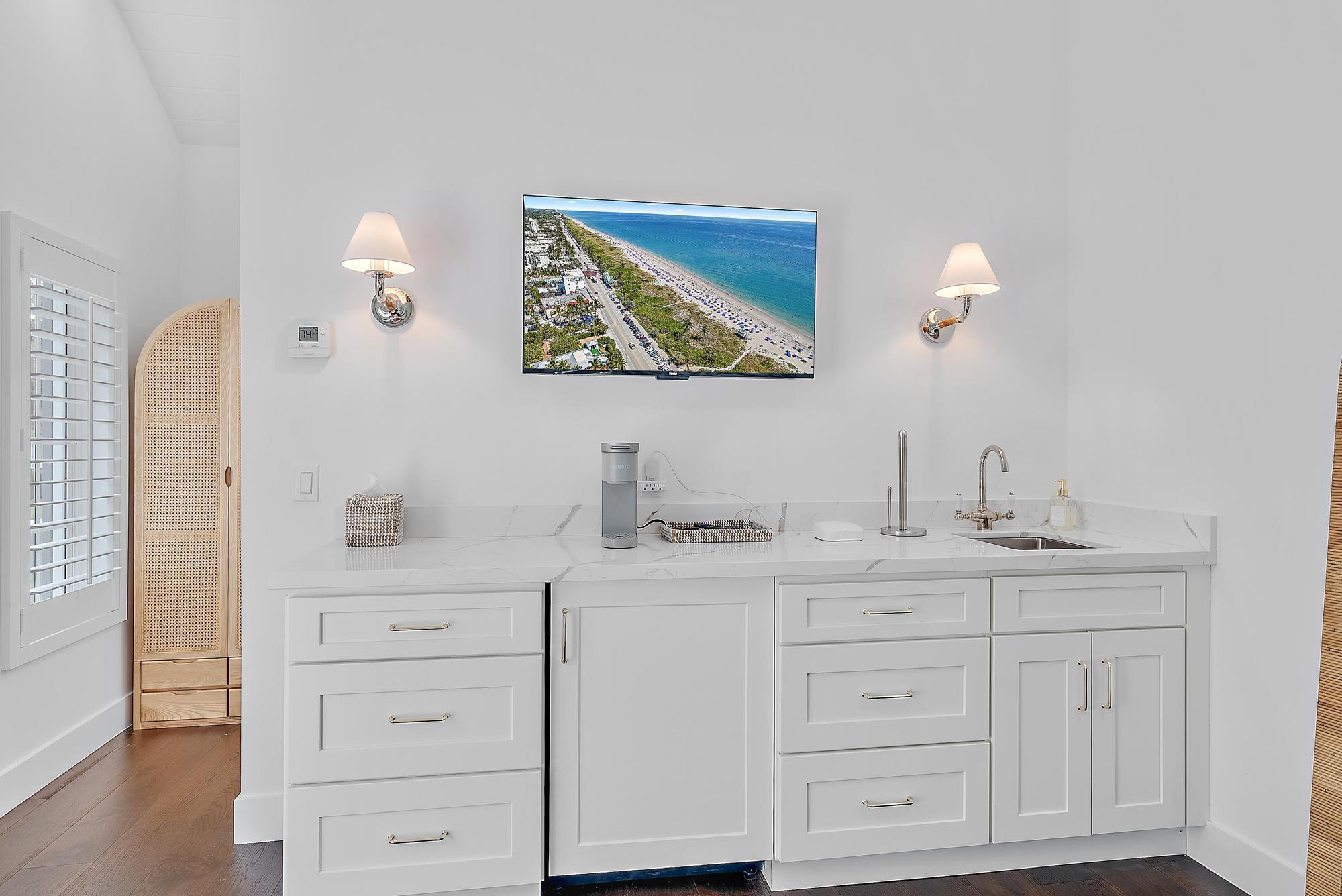 168 SE Turtle Creek Drive