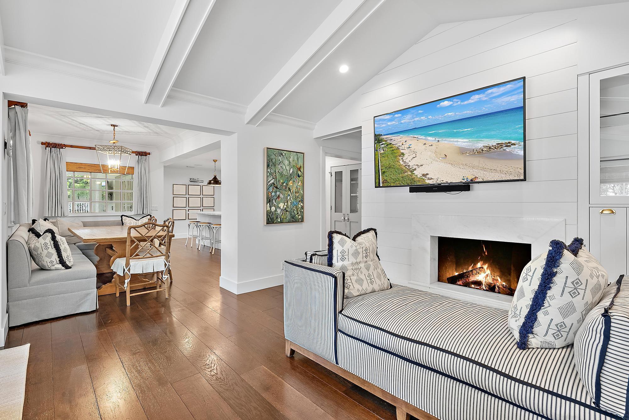 168 SE Turtle Creek Drive