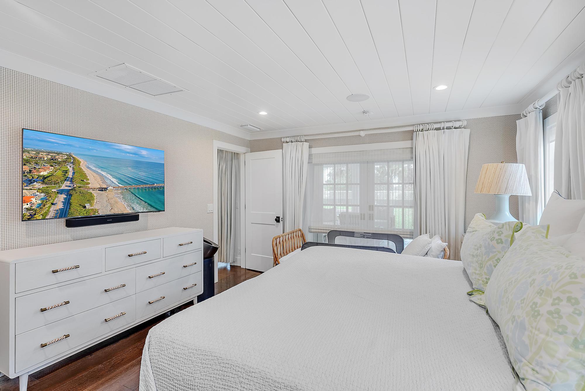 168 SE Turtle Creek Drive