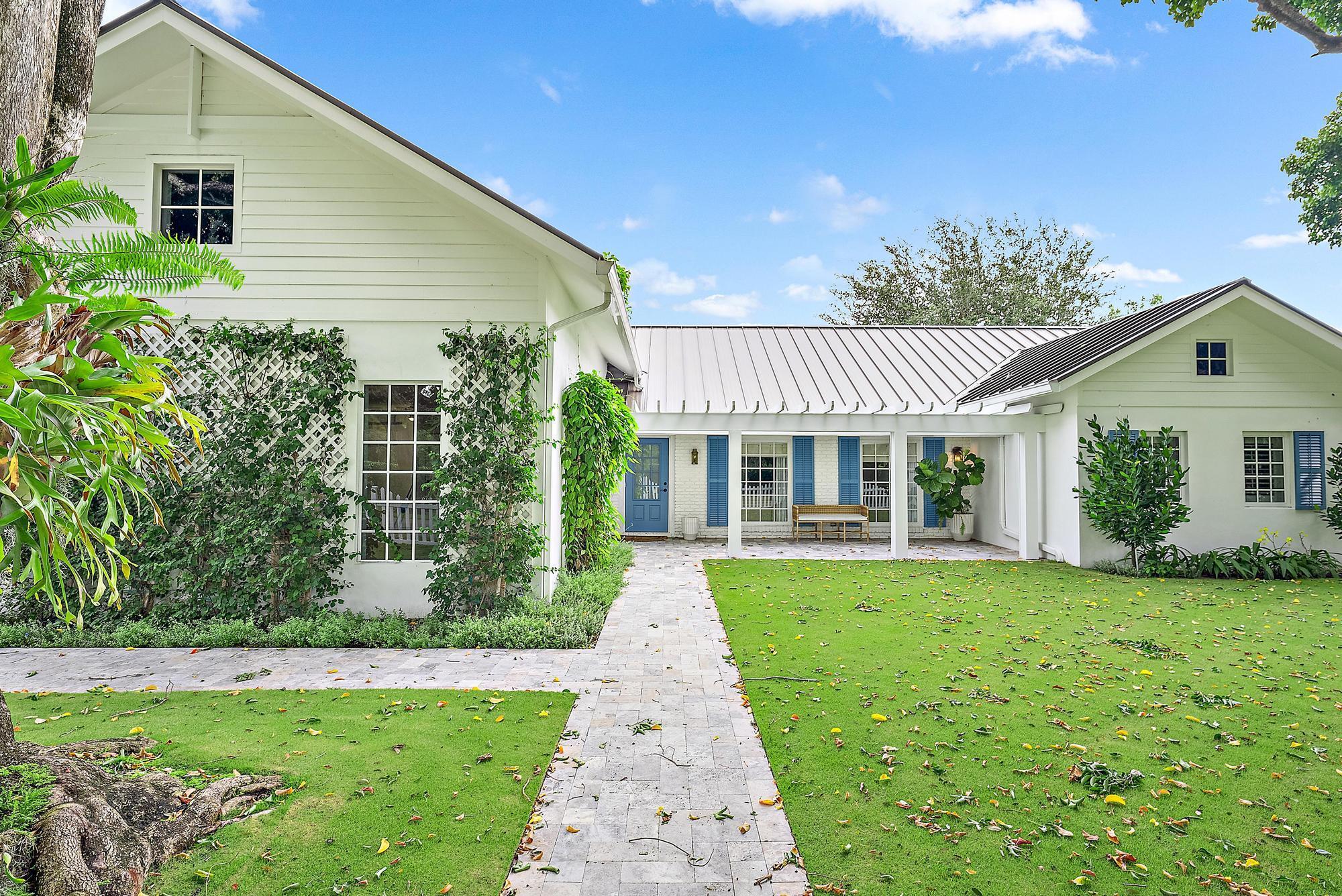 168 SE Turtle Creek Drive