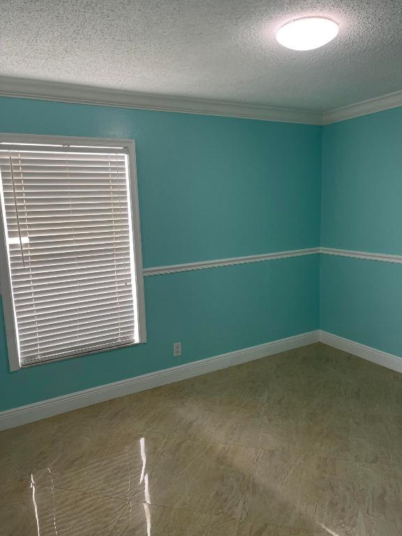 6167 Lauderdale Street