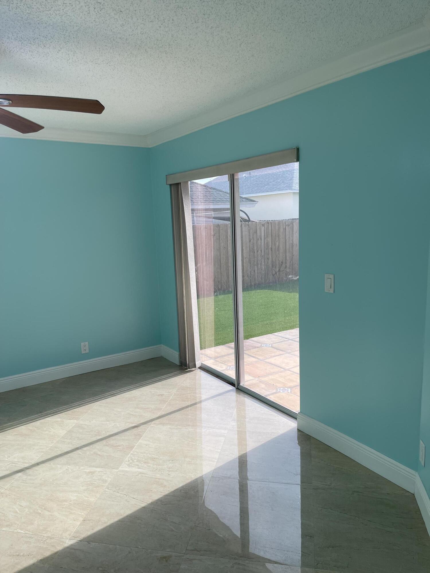 6167 Lauderdale Street