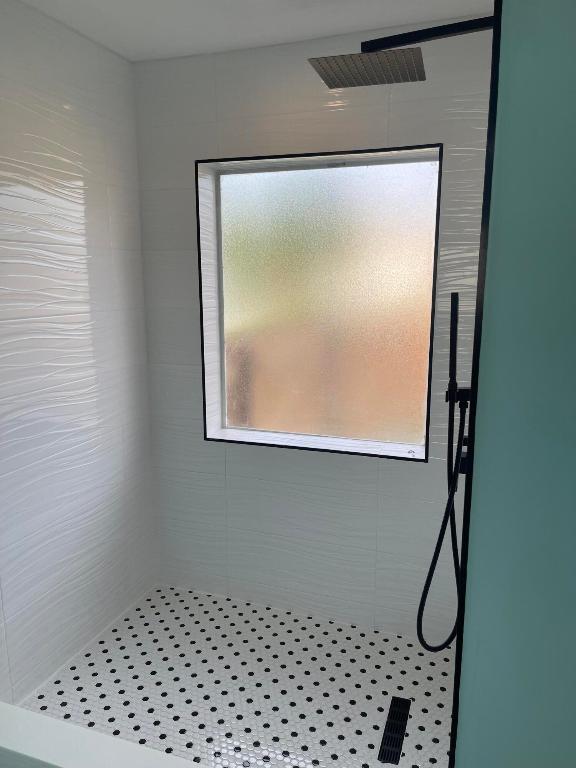 6167 Lauderdale Street