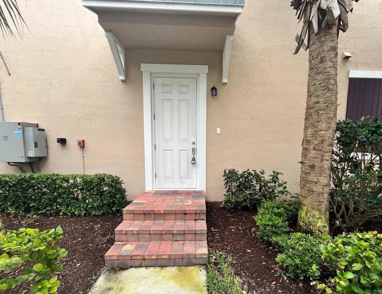 1080 S Community Drive