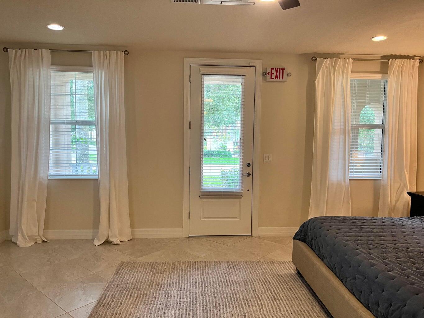 1080 S Community Drive