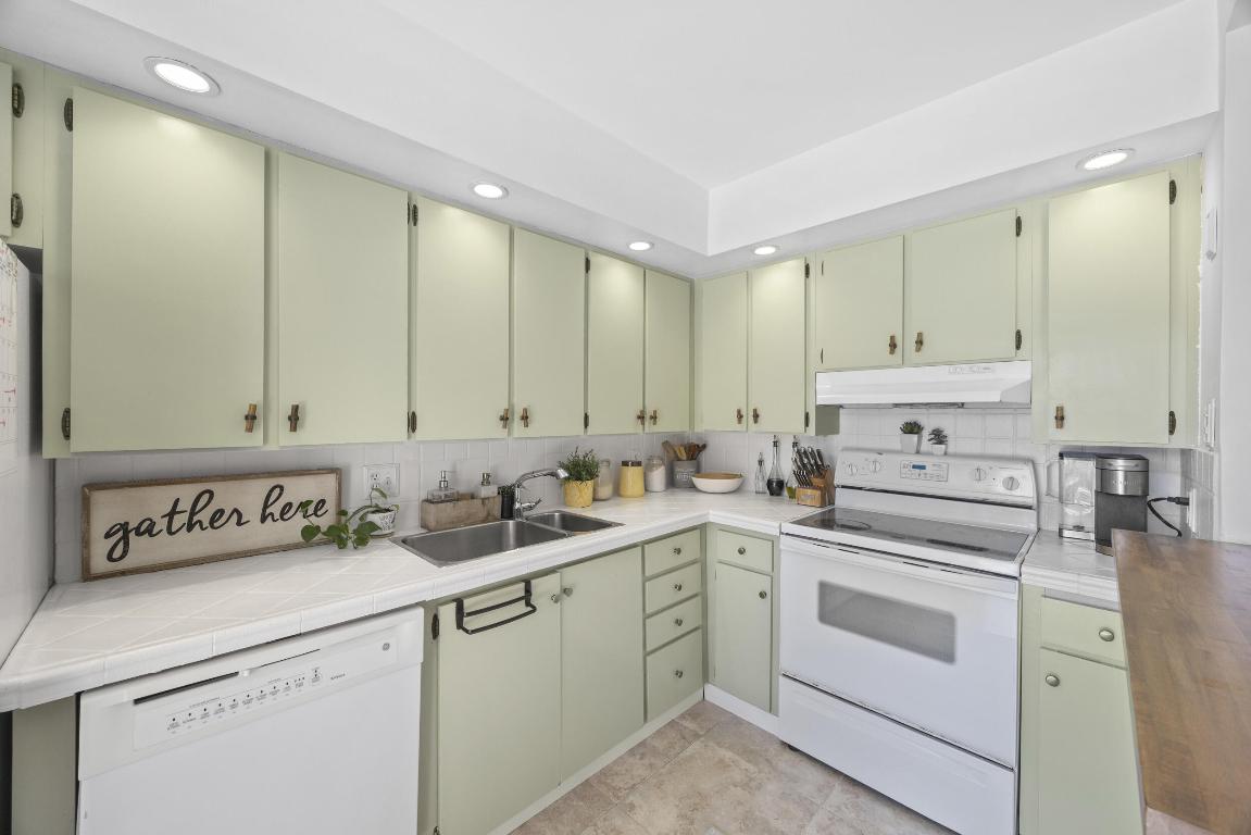 3157 Gardens East Drive D