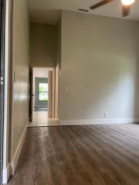 704 Lochwick Terrace 9