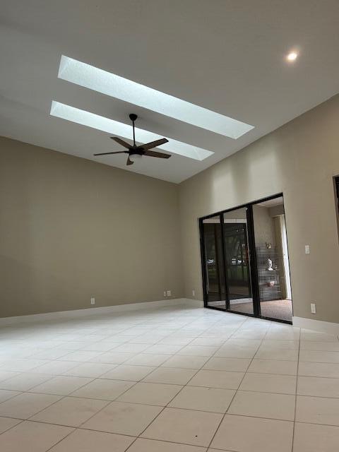 704 Lochwick Terrace 9