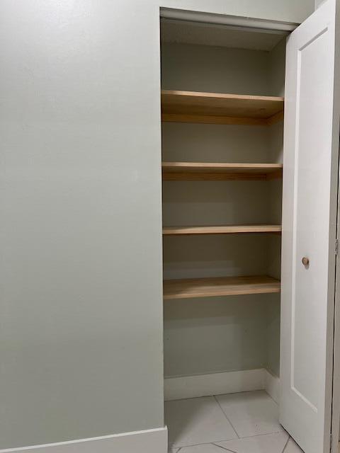 704 Lochwick Terrace 9