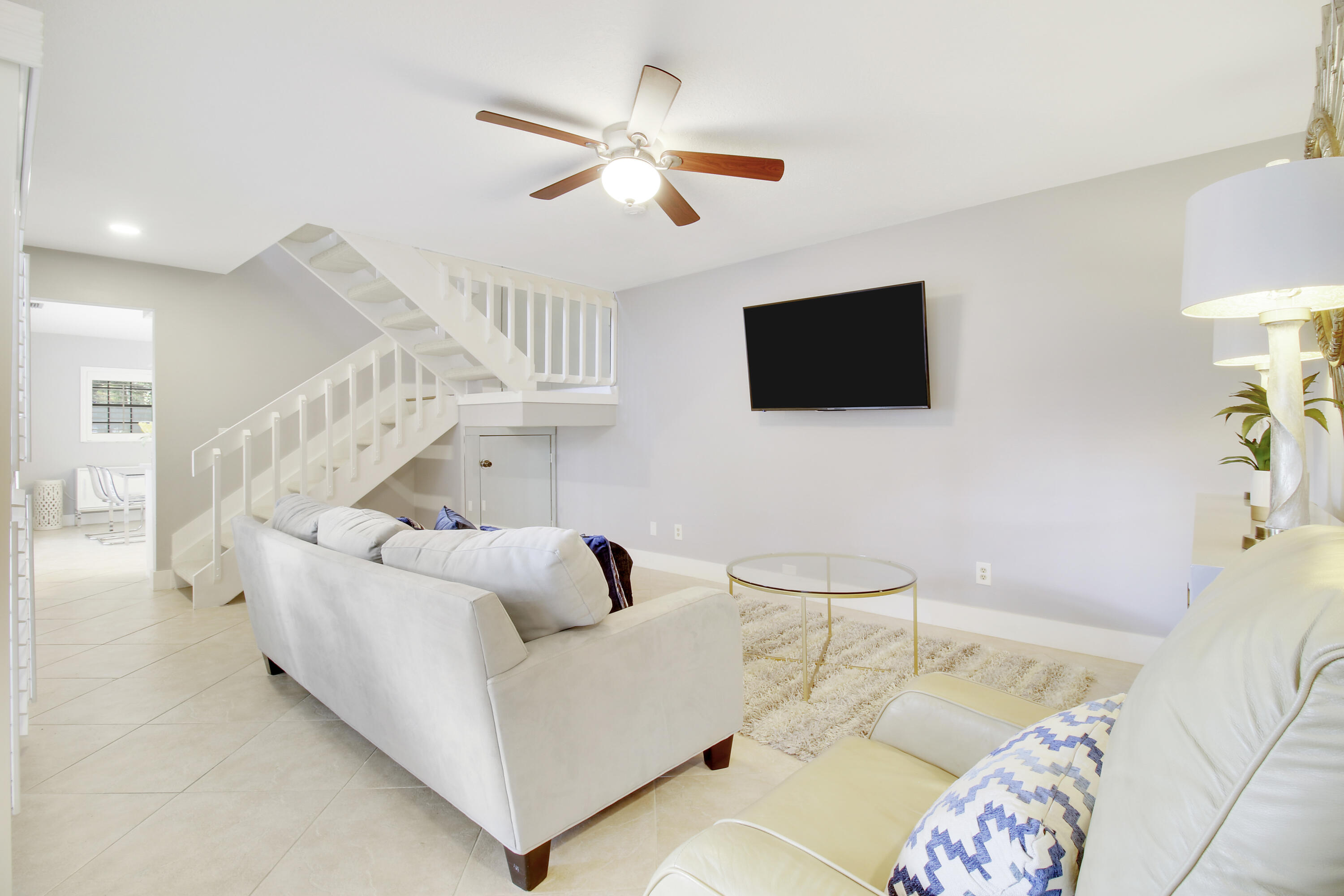 377 Prestwick Lane 2