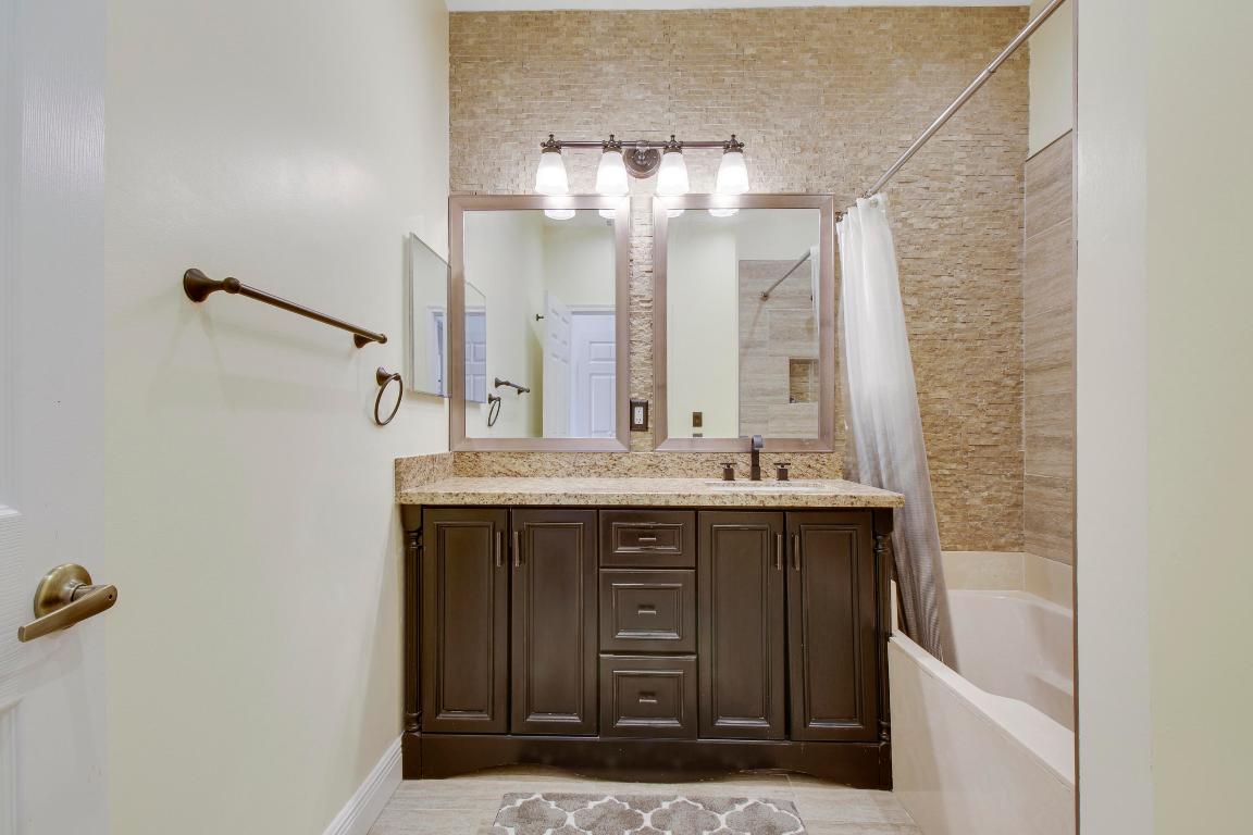 3561 Forest Hill Boulevard 68