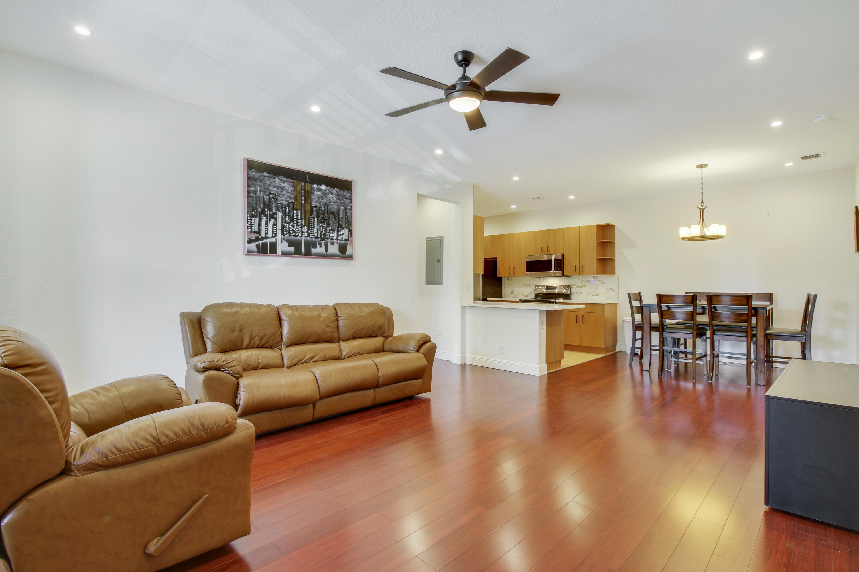 3561 Forest Hill Boulevard 68