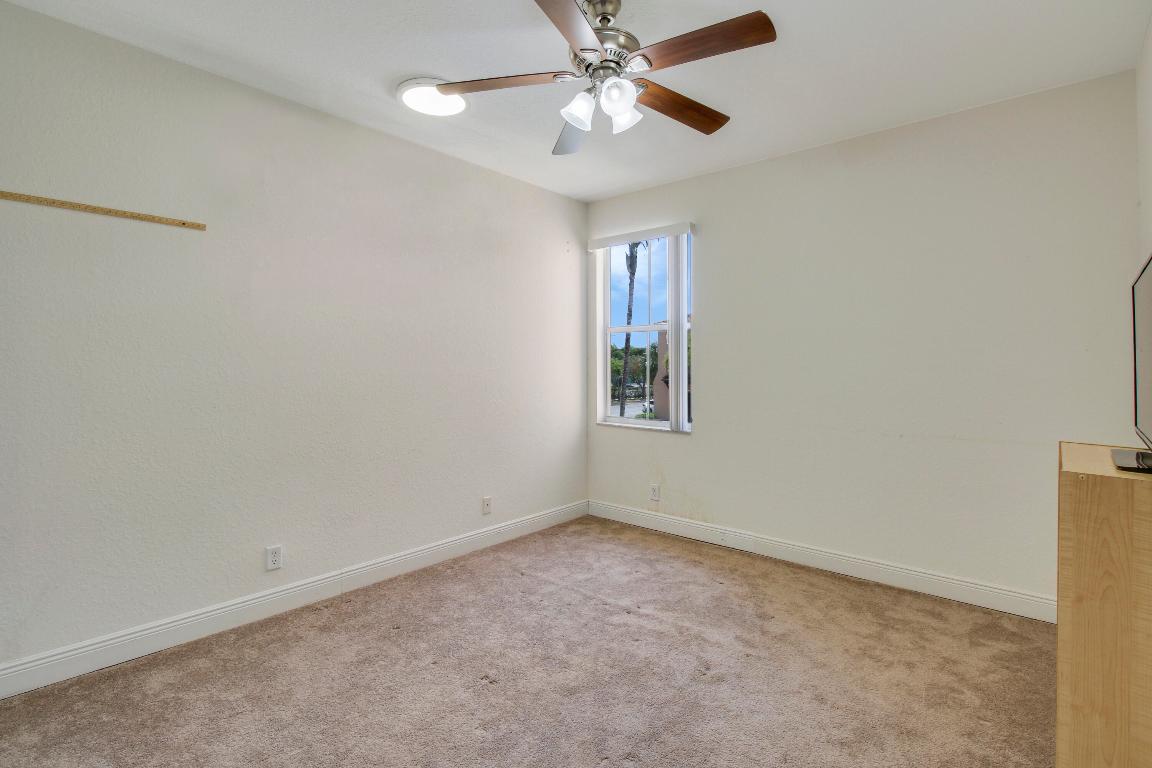 3561 Forest Hill Boulevard 68