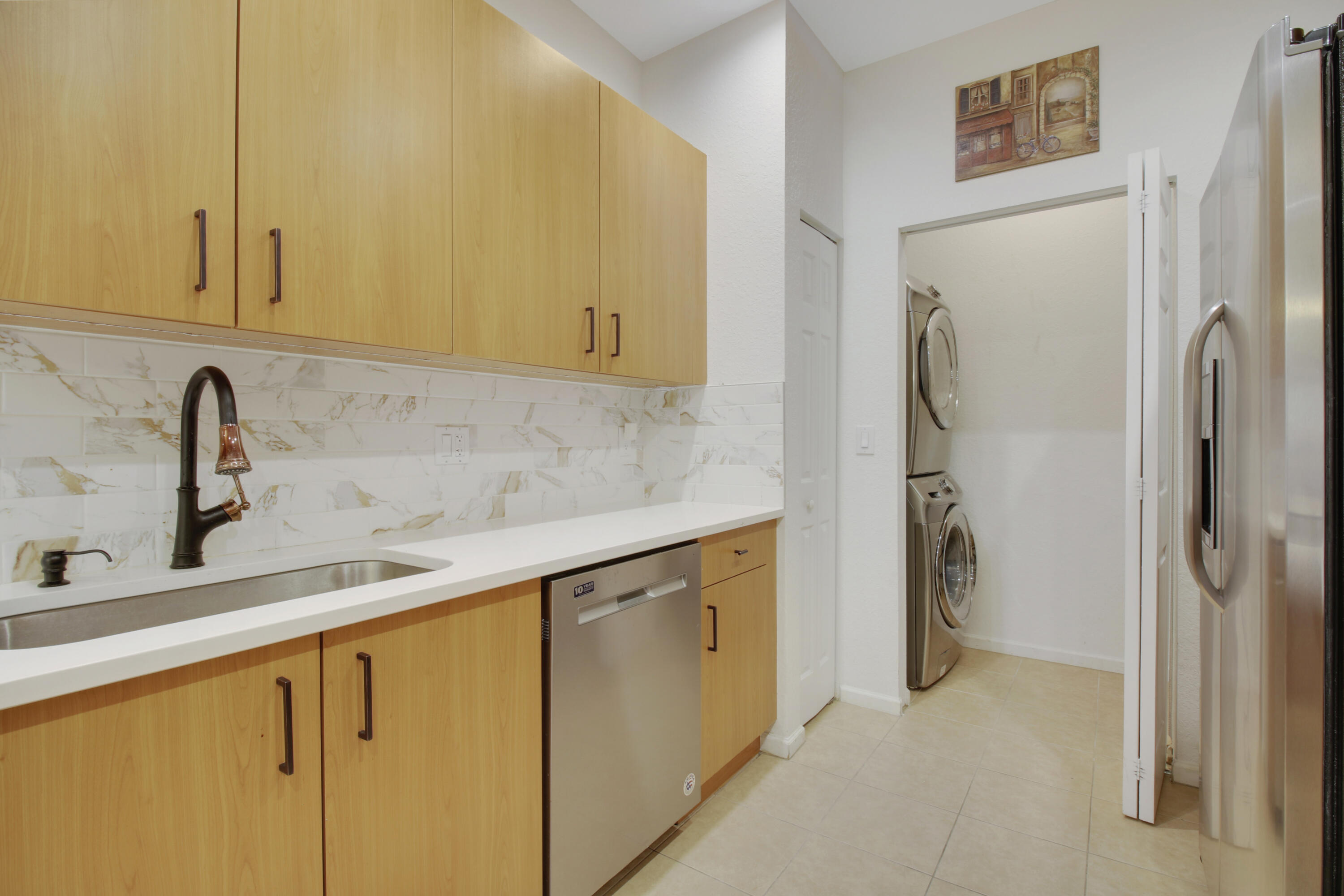 3561 Forest Hill Boulevard 68