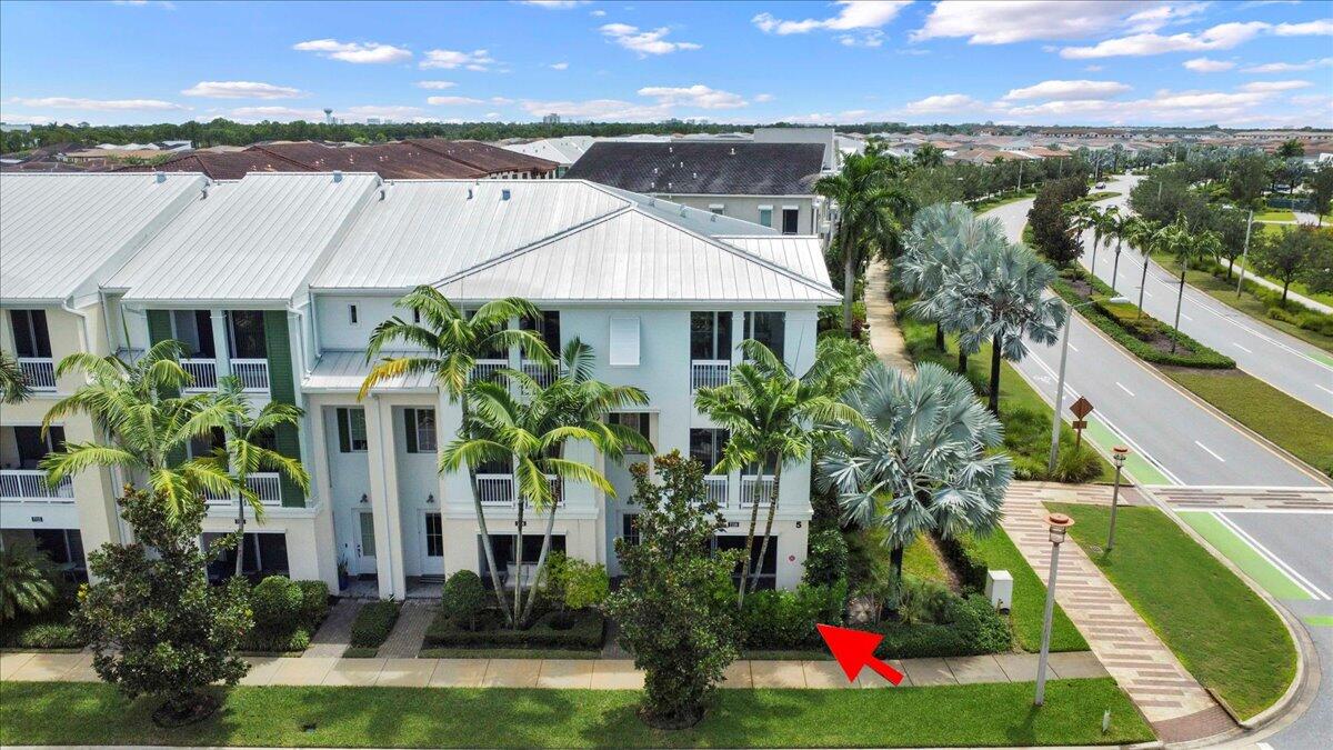 7118 Edison Place