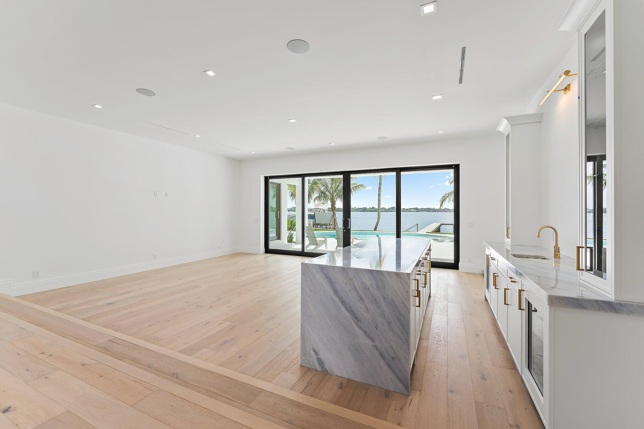 21 Bay Harbor Road