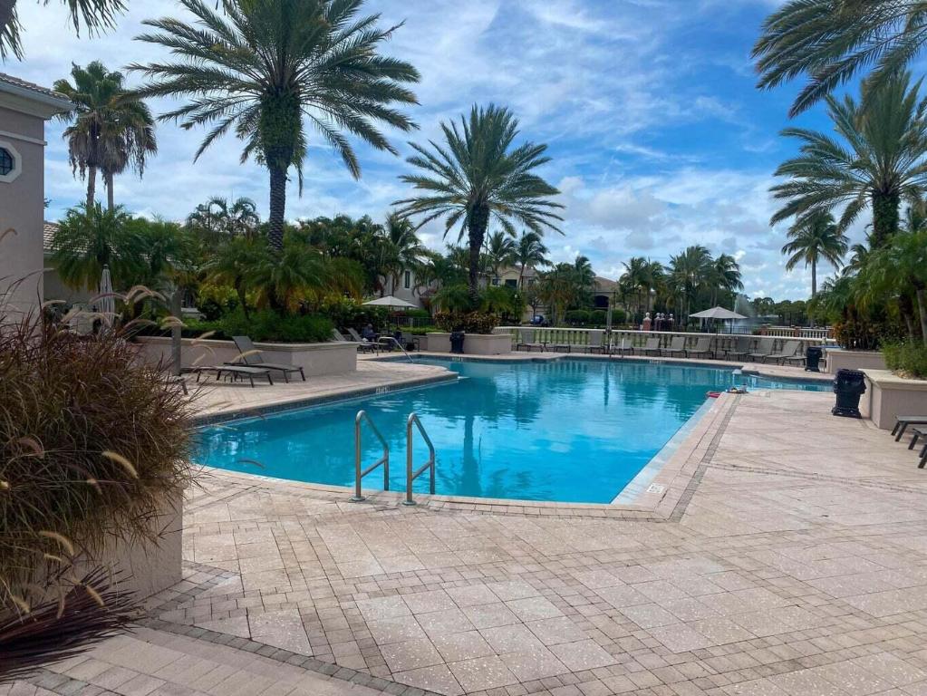 2726 Anzio Court 105