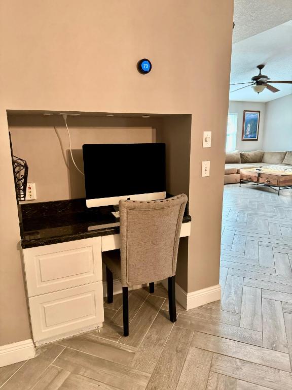 19000 SE Robert Drive