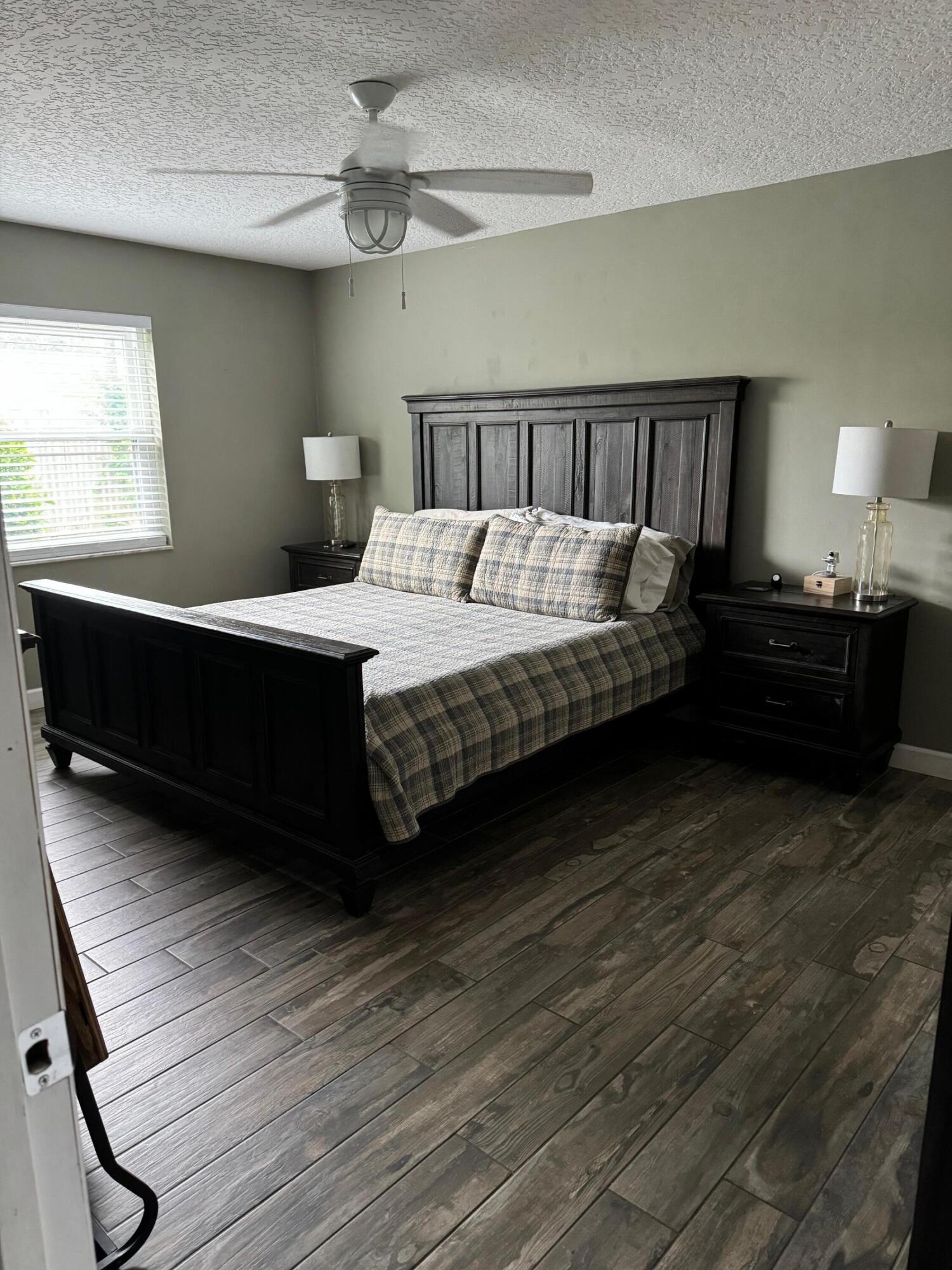 19000 SE Robert Drive