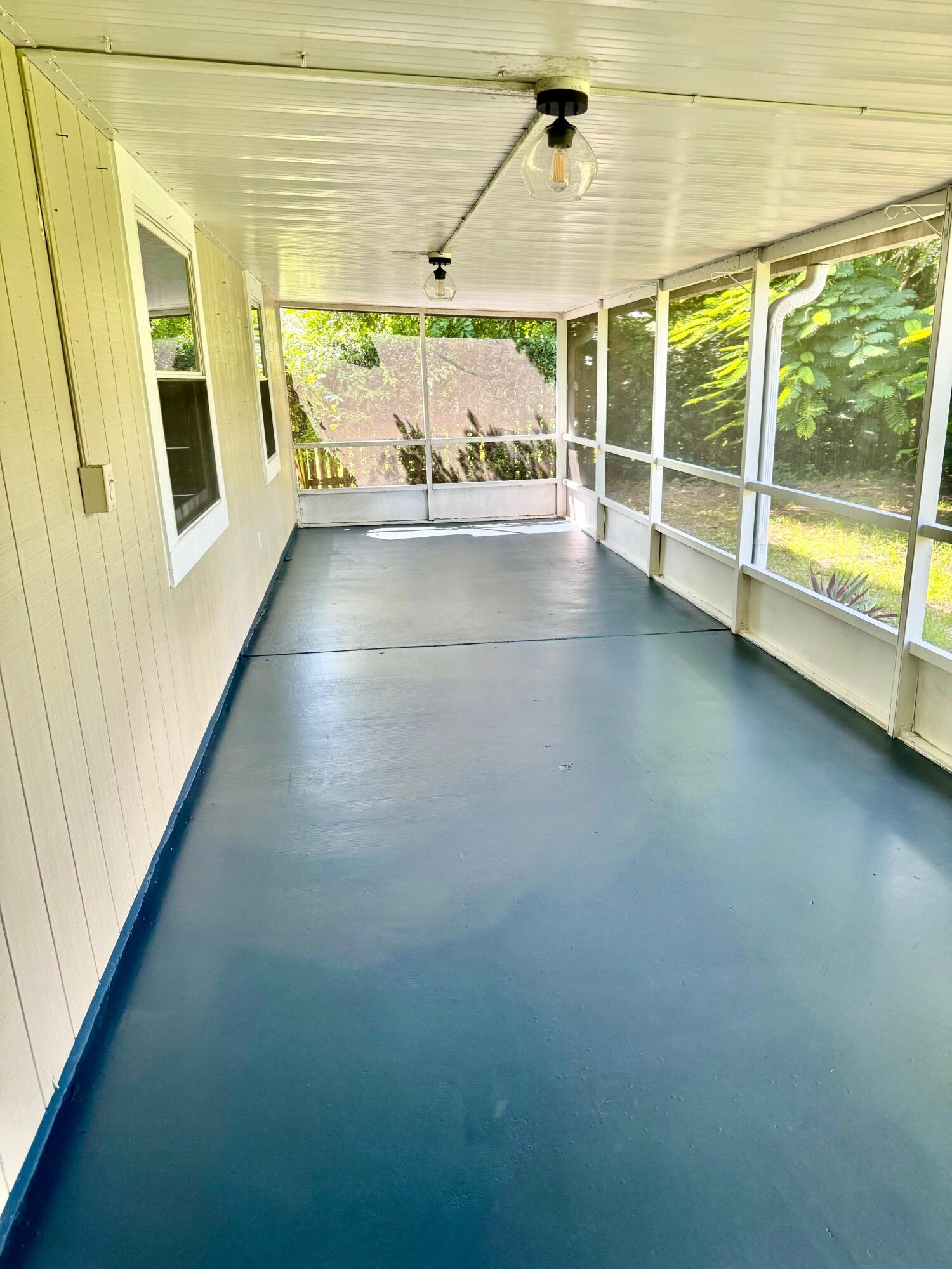 19000 SE Robert Drive