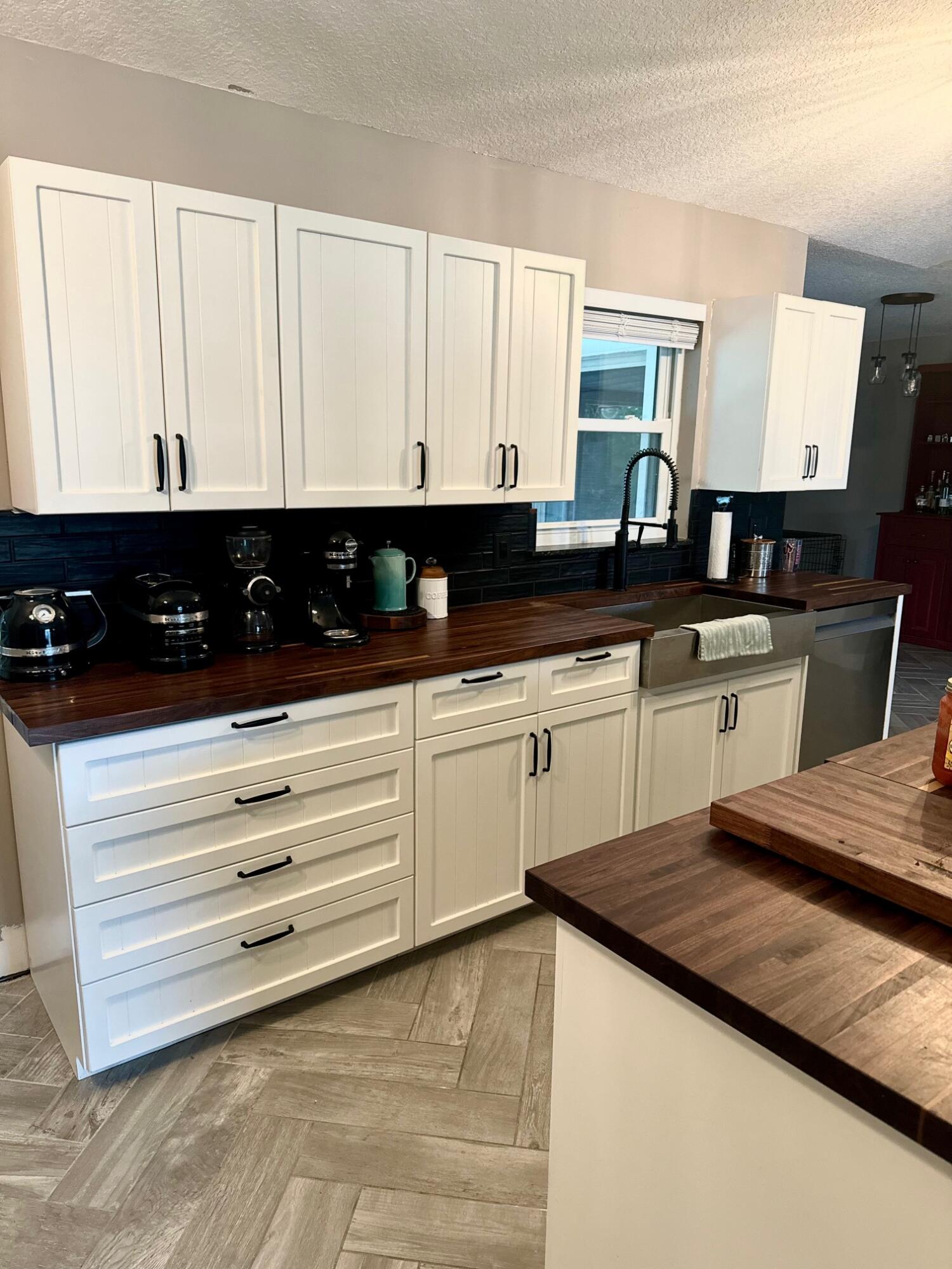 19000 SE Robert Drive