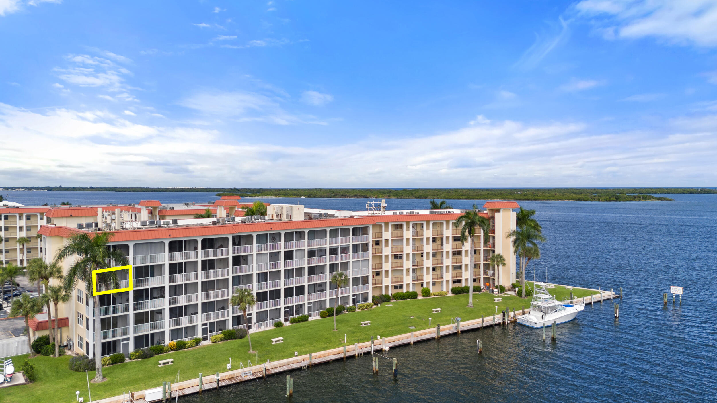 100 Paradise Harbour Boulevard 412